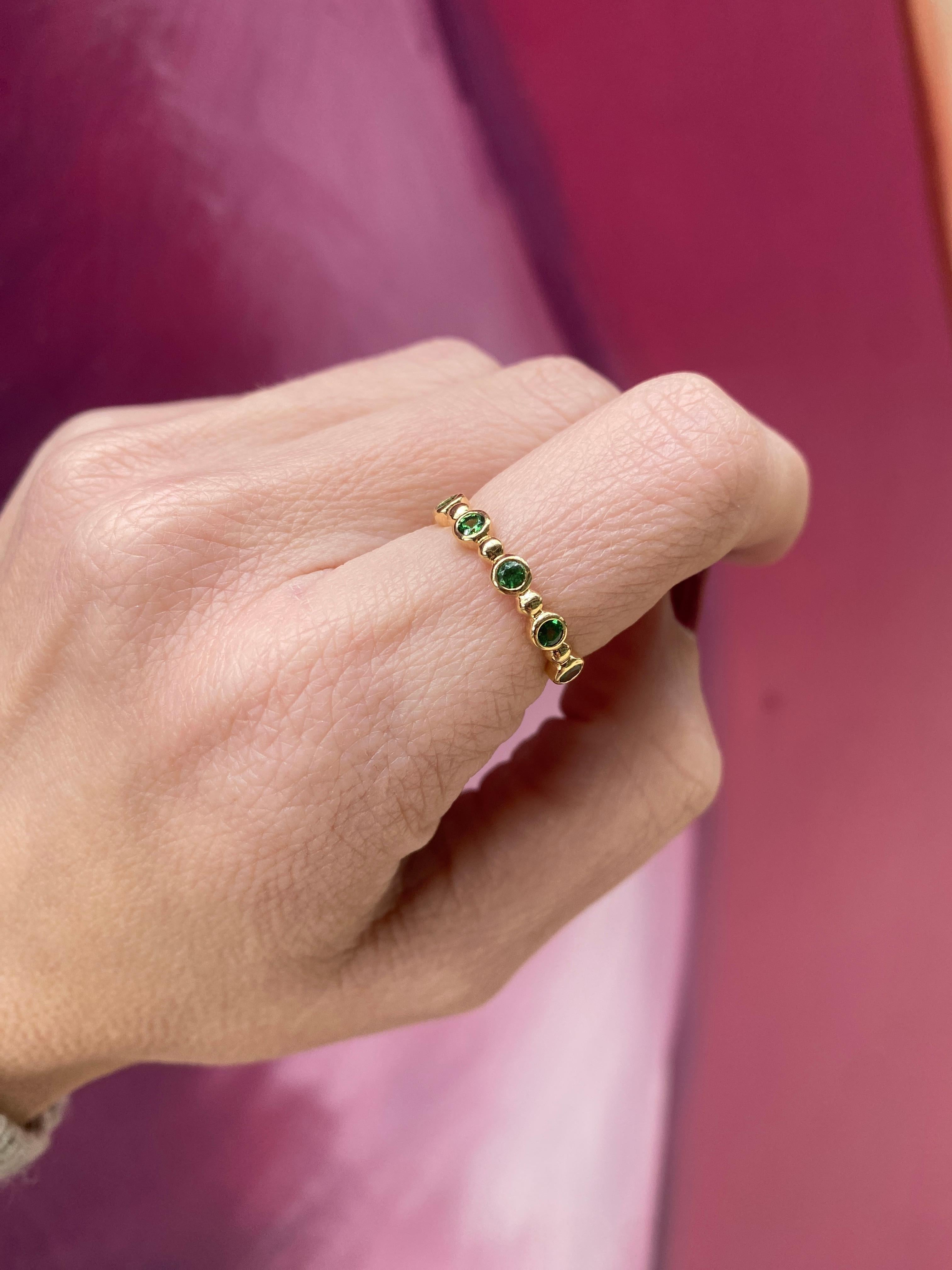 Fascia con perline in oro giallo con tsavorite in vendita 1