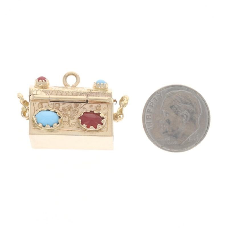 Donna Charm Treasure Chest in oro giallo, turchese, corallo, retrò - 14k Apre in vendita