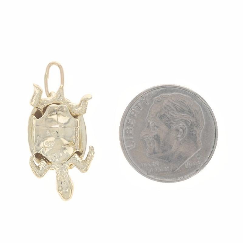 Breloque tortue en or jaune - 14k Reptile Articulation du haut du corps Pour femmes en vente