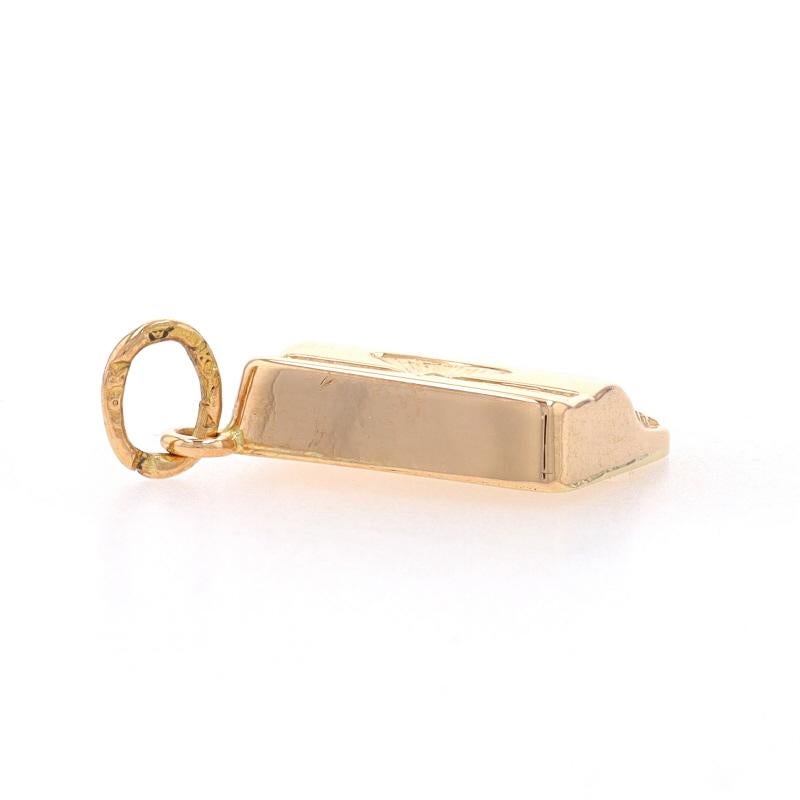Yellow Gold Typewriter Charm - 18k Author Journalist Secretary Office Assistant In Excellent Condition For Sale In Greensboro, NC