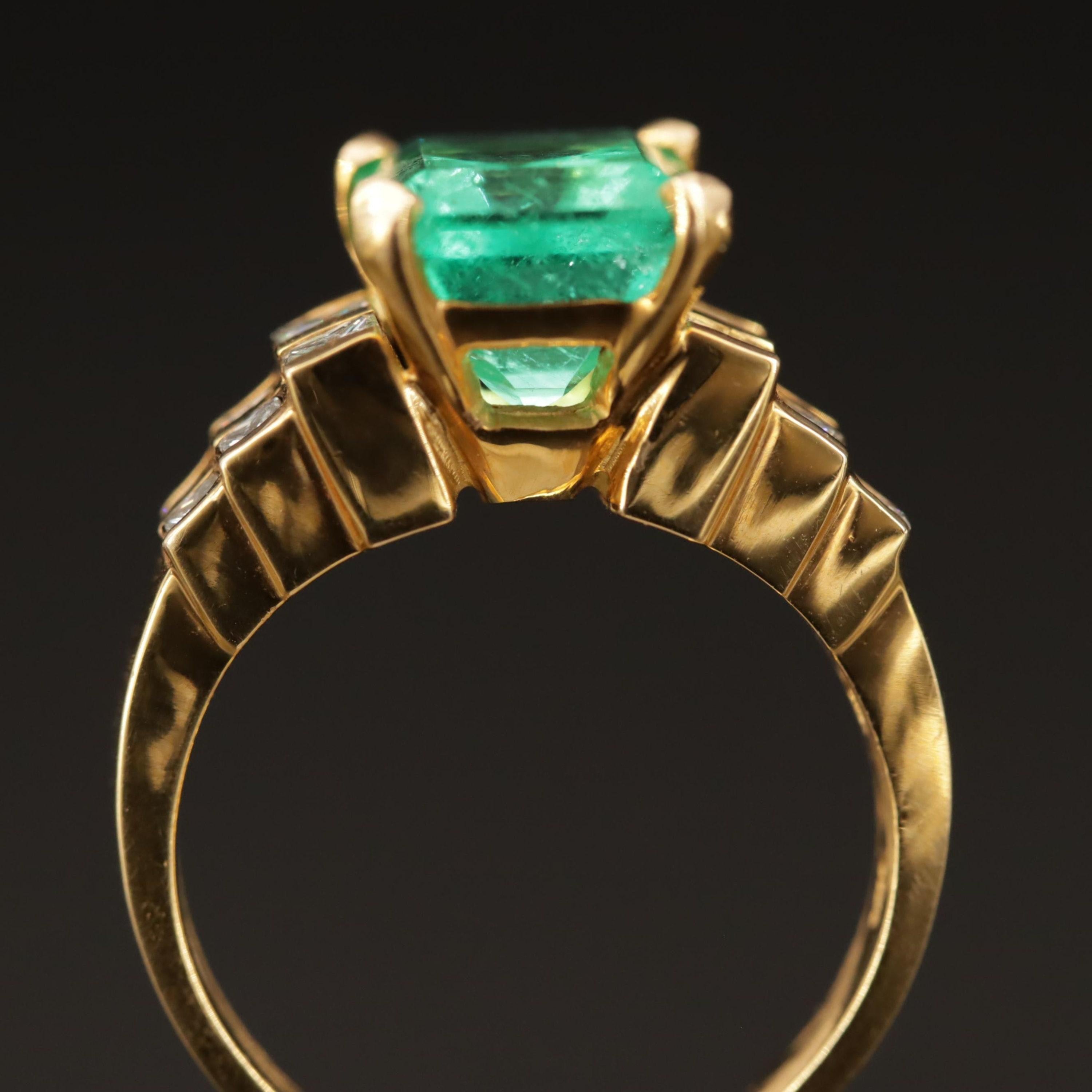 For Sale:  Art Deco 3 CT Certified Natural Emerald and Diamond Engagement Ring in 18K Gold 4