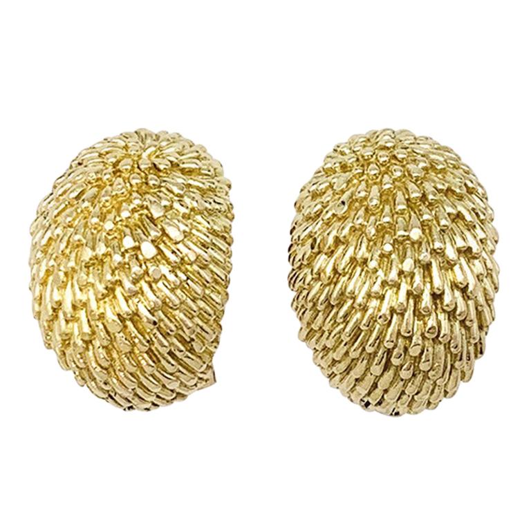 Yellow Gold Van Cleef & Arpels Hedgehog Earrings
