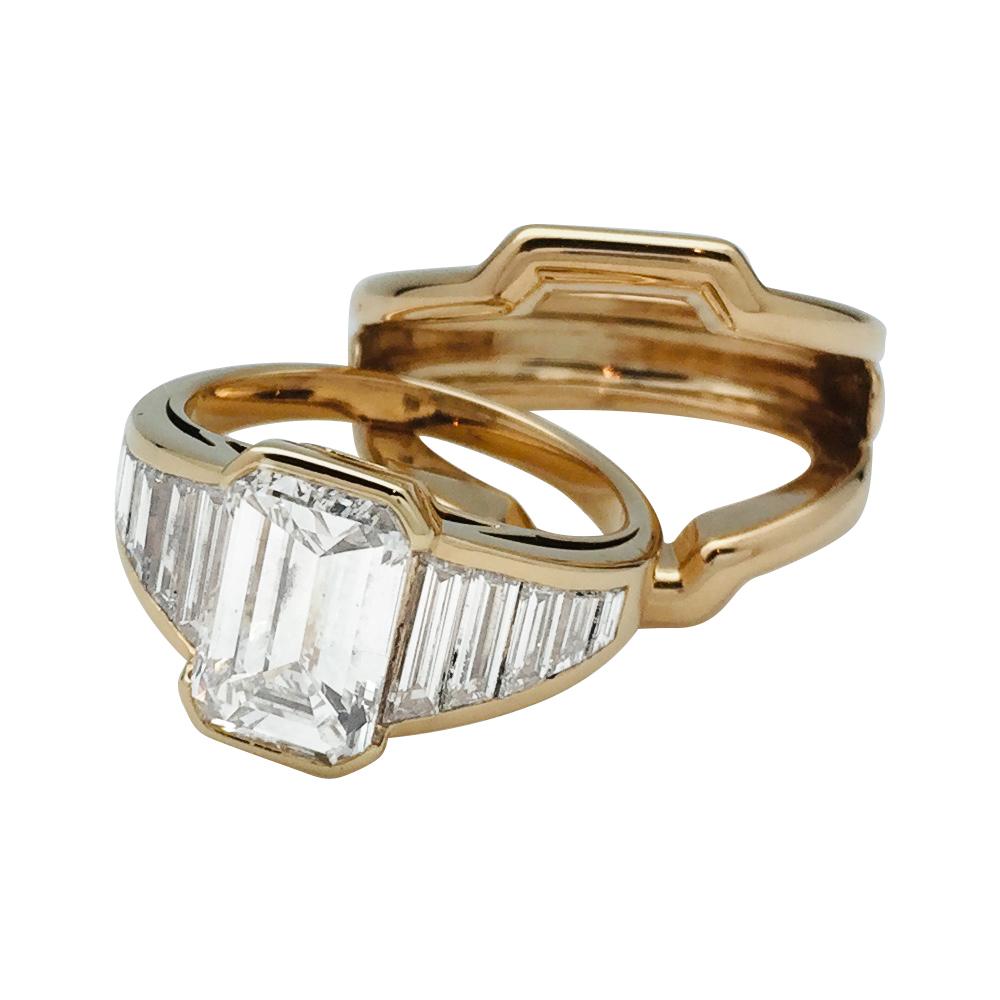 Yellow Gold Van Cleef & Arpels Ring, G-VS2 Emerald Cut Diamond 2.90 Carat In Excellent Condition In Paris, IDF