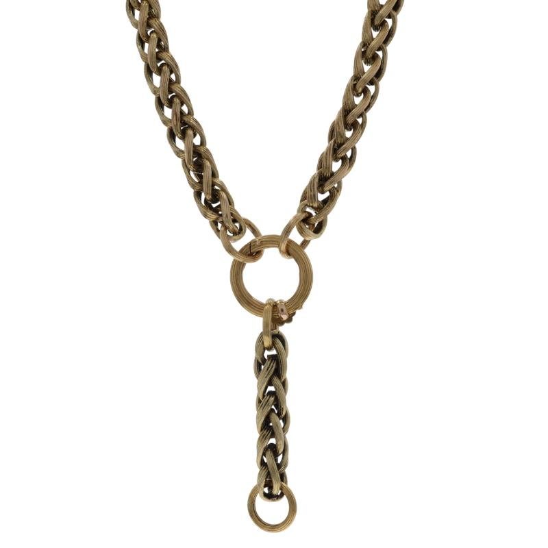 Epoca: Vittoriano

Contenuto del metallo: Oro giallo 12k

Stile della catena: Fancy Wheat
Stile della collana: Catena Lariat
Tipo di chiusura: Chiusura a scatto con cerniera

Misure

Lunghezza: 18 1/4