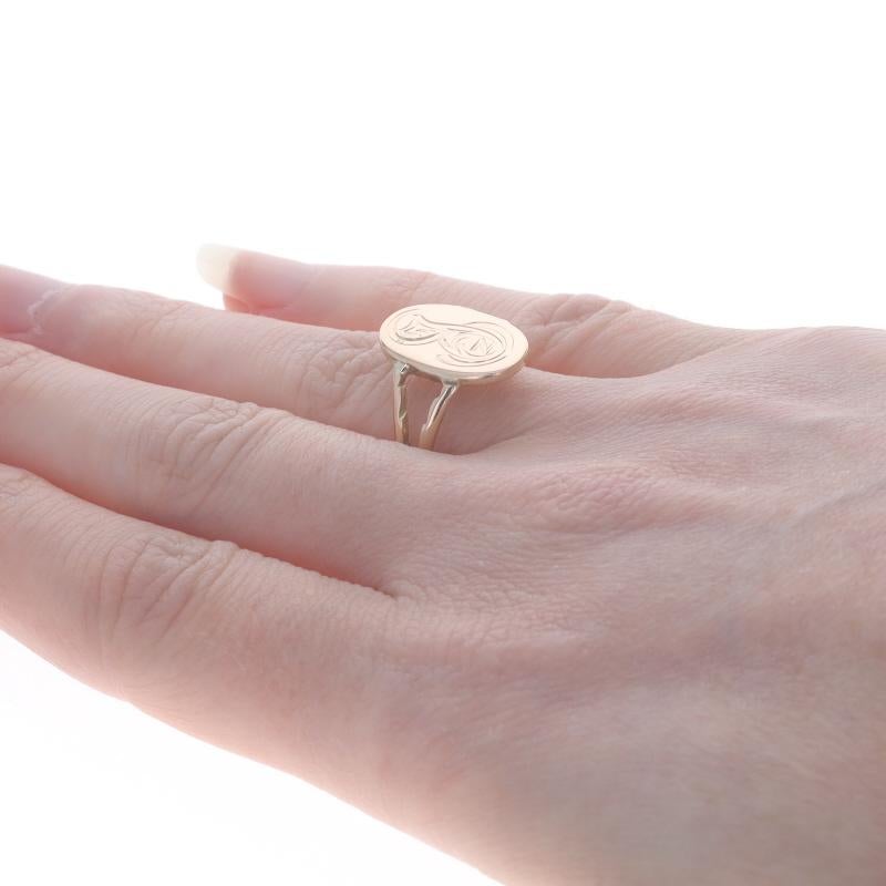 Yellow Gold Victorian Initials SJZ Signet Ring - 14k Antique Monogram Letters For Sale 1