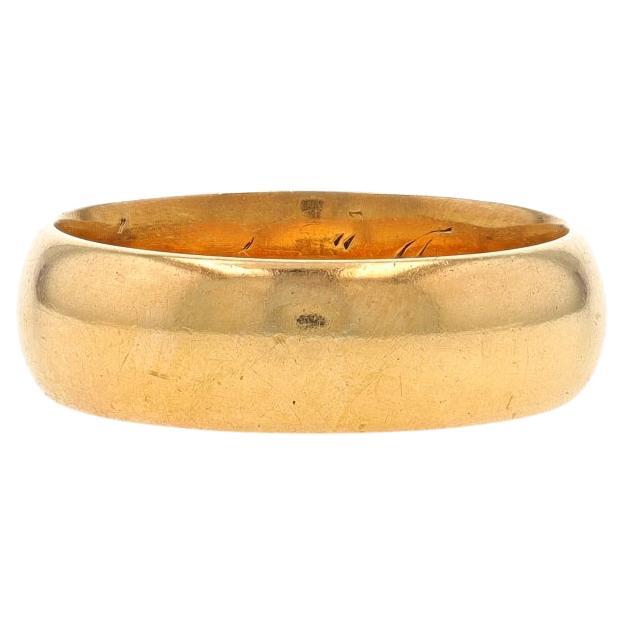 Yellow Gold Victorian Wedding Band - 18k Comfort Fit Engraved Antique Ring
