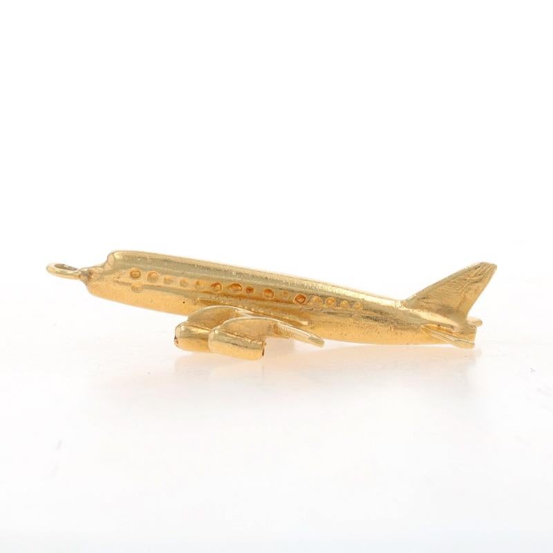 Yellow Gold Vintage Airplane Charm - 14k Air Travel Keepsake In Excellent Condition For Sale In Greensboro, NC