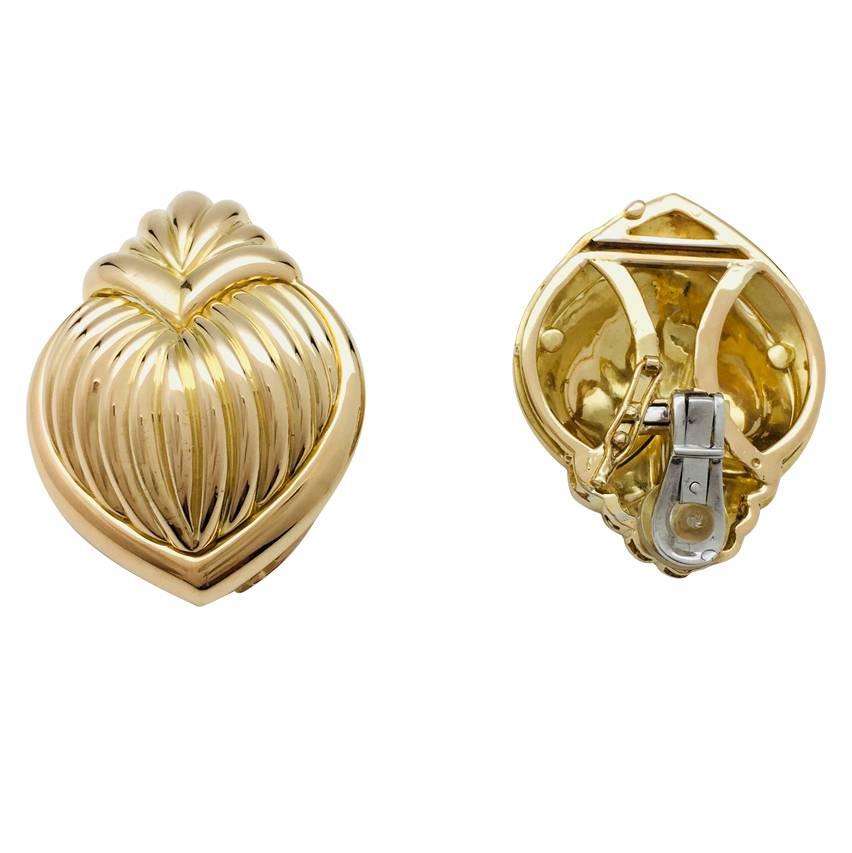 Contemporary Boucheron Earrings convertible in two brooches