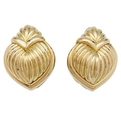 Boucheron Earrings convertible in two brooches