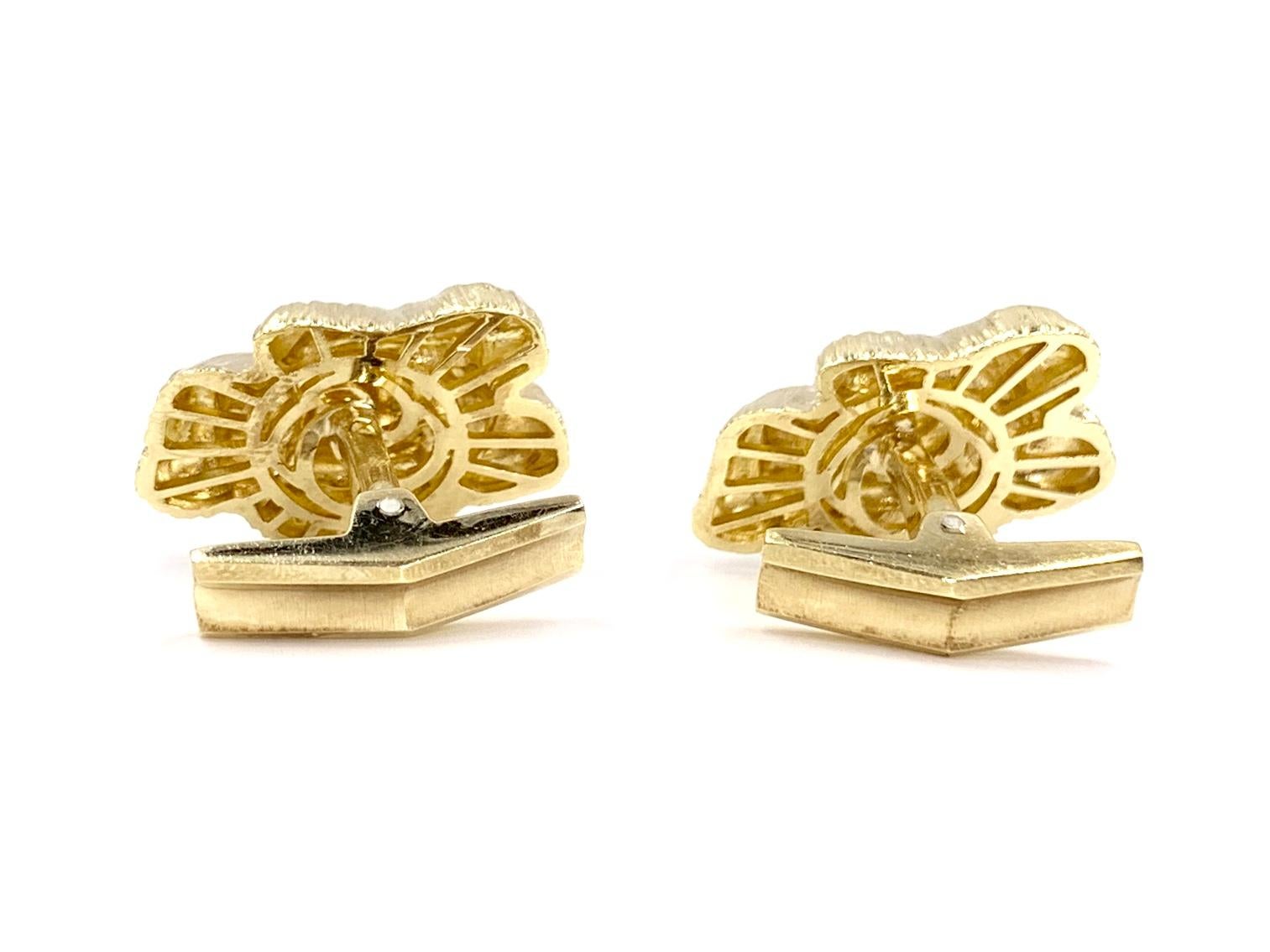 Yellow Gold Vintage Cufflinks with Diamonds and Cat's Eye Gemstones For Sale 1