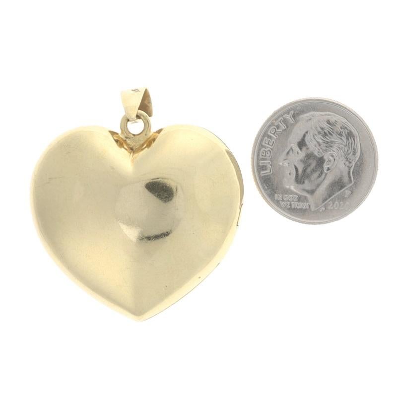 Women's Yellow Gold Vintage Floral Scroll Heart Locket Pendant 14k Love Two Photo Frames For Sale