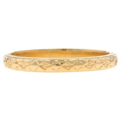 Yellow Gold Vintage Geometric Floral Wedding Band - 14k Etched Milgrain