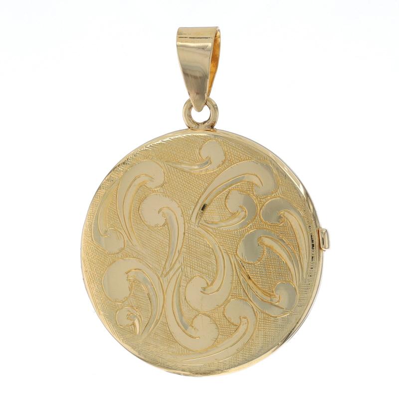 Epoche: Vintage By

Metallgehalt: 14k Gelbgold

Stil: Medaillon
Thema: Blühende Schnecke
Merkmale: Glatt verarbeitet mit geätzten Details

Messungen
Höhe (vom stationären Bügel): 1 3/16