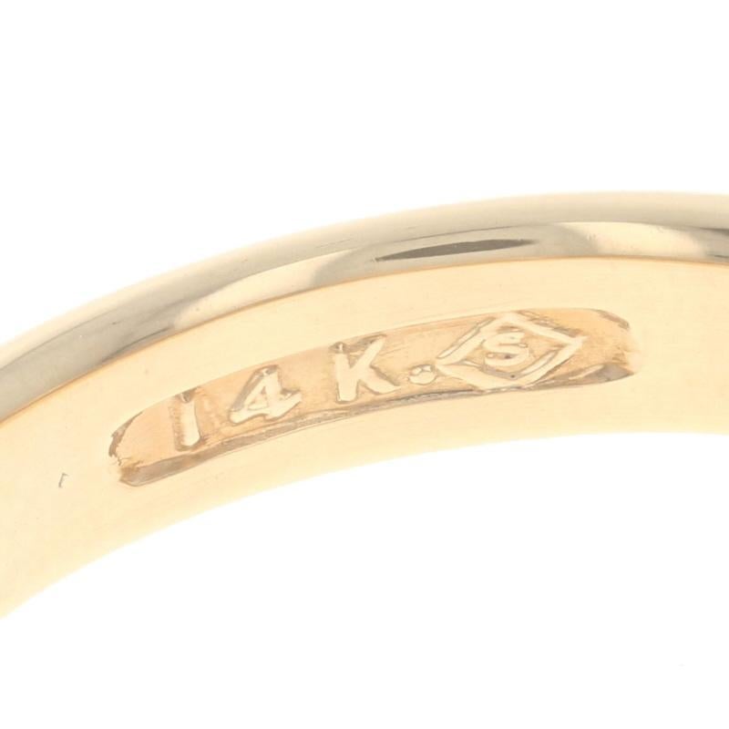 Yellow Gold Vintage Men's Wedding Band - 14k Ring For Sale 2