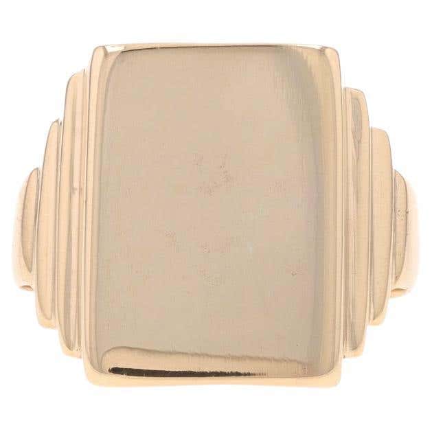 Vintage Solid 14K Yellow Gold Rectangular Polished Signet w/ Scroll ...