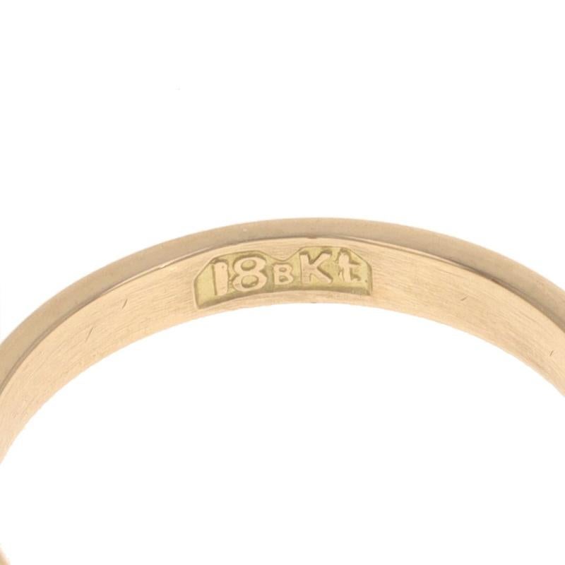 Yellow Gold Vintage Wedding Band - 18k Ring For Sale 3