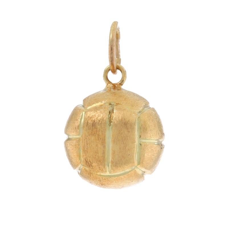 Contenuto del metallo: Oro giallo 14k

Tema: Pallavolo, Sport
Caratteristiche: Struttura cava per un maggiore comfort durante l'uso

Misure

Altezza (dalla cauzione fissa): 1/2