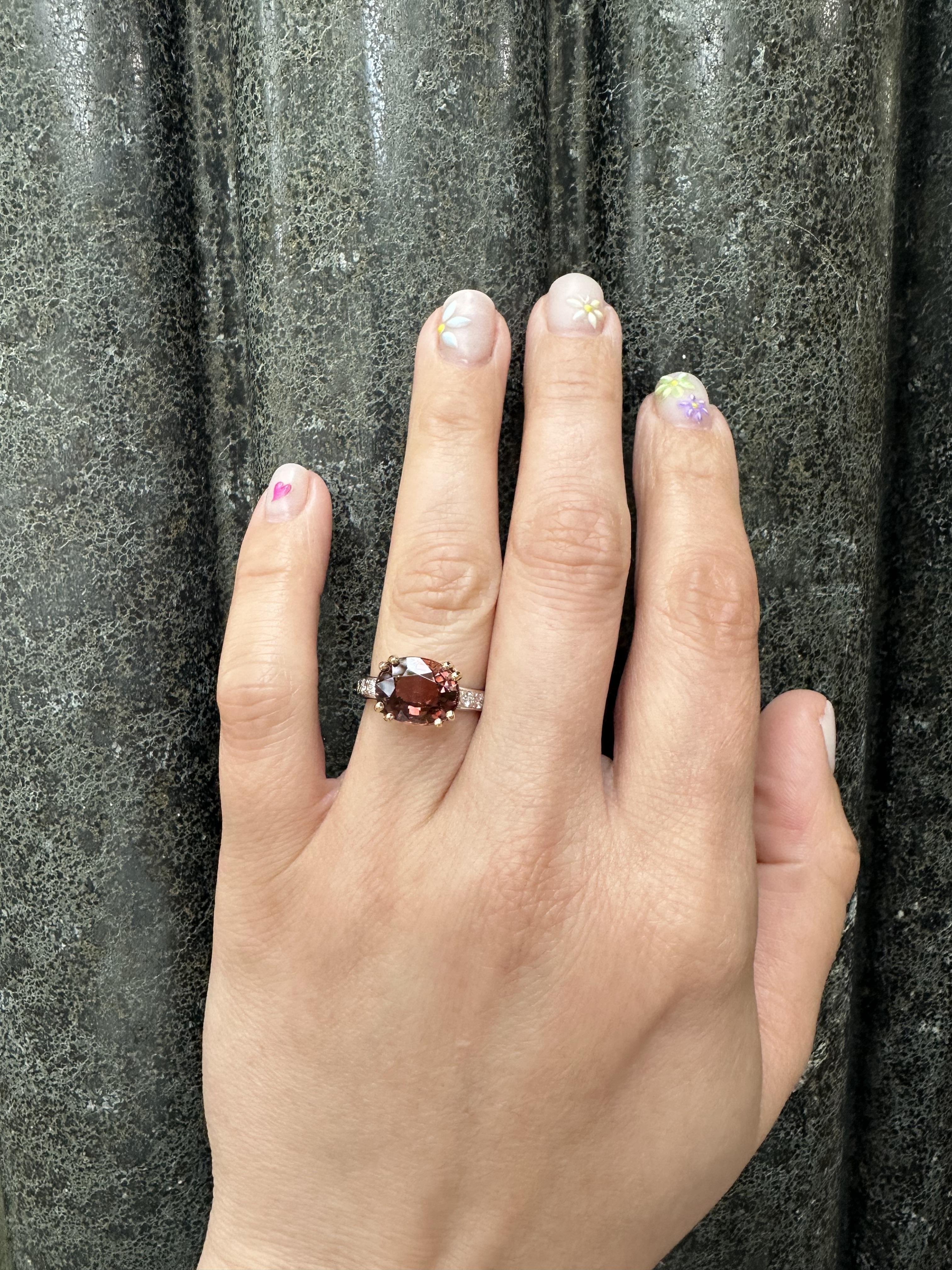 Yellow Gold w/ Platinum GIA 4.67ctw Pink Peachy Tourmaline & Diamond Sides Ring en vente 1