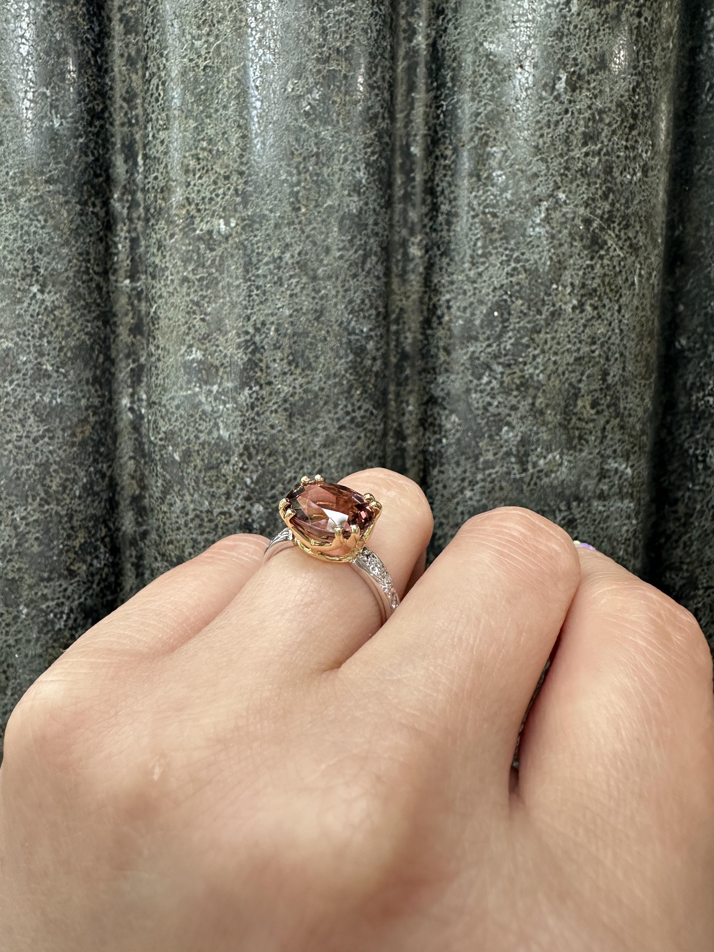 Yellow Gold w/ Platinum GIA 4.67ctw Pink Peachy Tourmaline & Diamond Sides Ring en vente 2