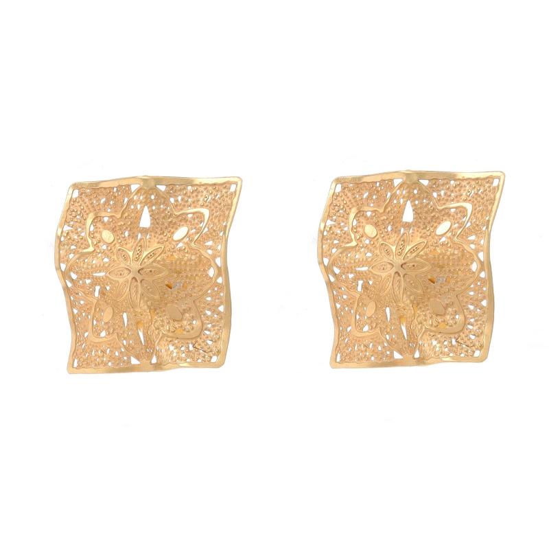 Große Gelbgold-Ohrstecker mit wellenförmiger quadratischer floraler Spitze - 14k Filigran durchbohrt im Zustand „Hervorragend“ in Greensboro, NC