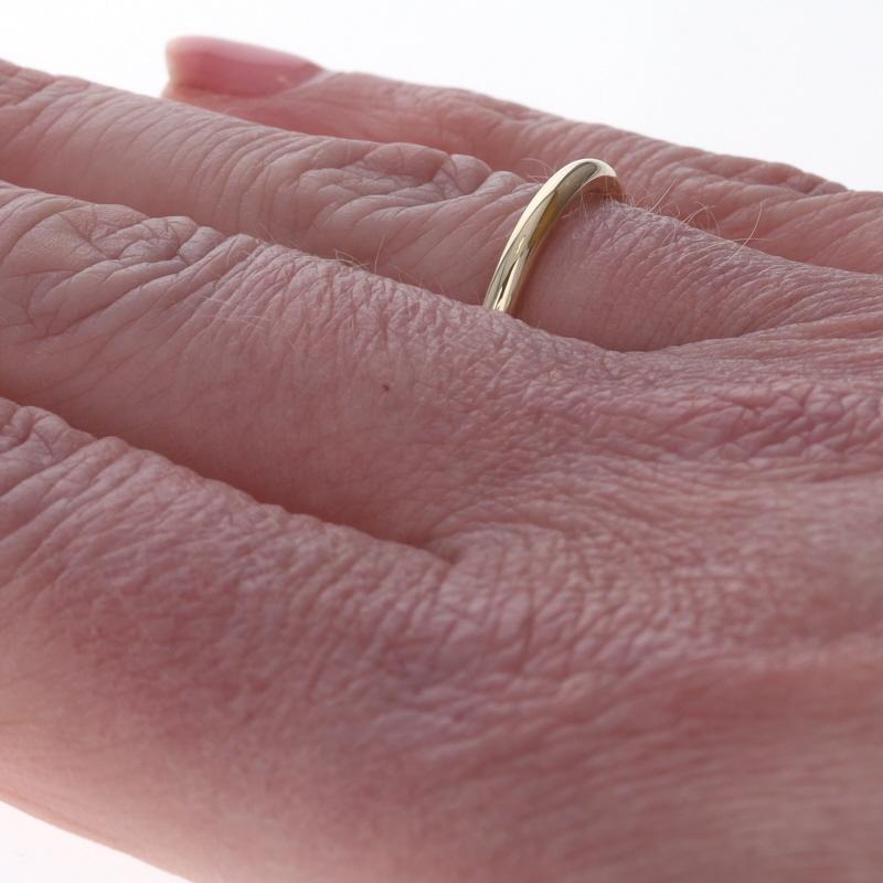 Alliance en or jaune - Bague empilable 14k en vente 1