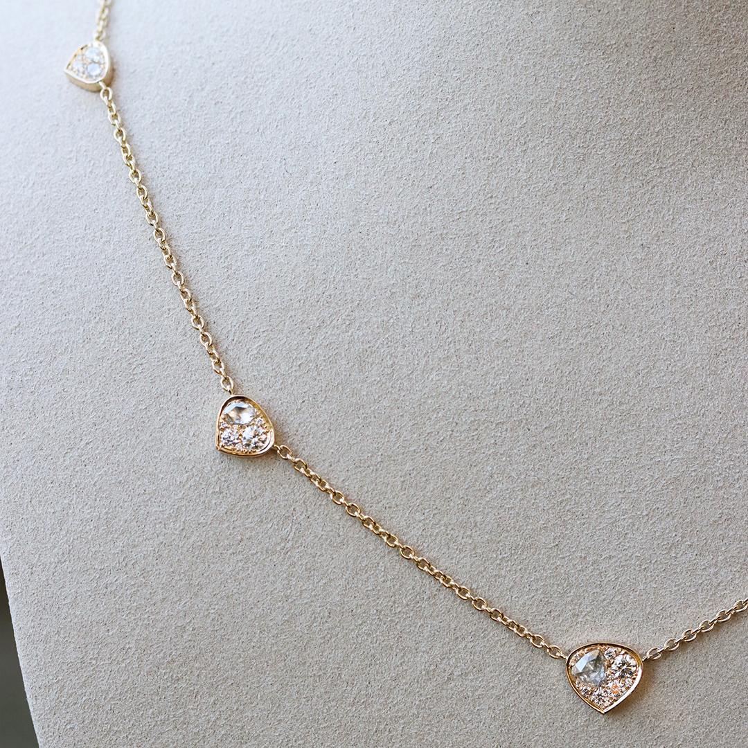 Yellow Gold White brilliant- and Rose-cut Diamond Pavé Necklace en venta 1