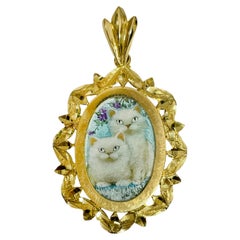 Retro Yellow Gold White Cats Masterpiece Hand Painted MOP Pendant #0842