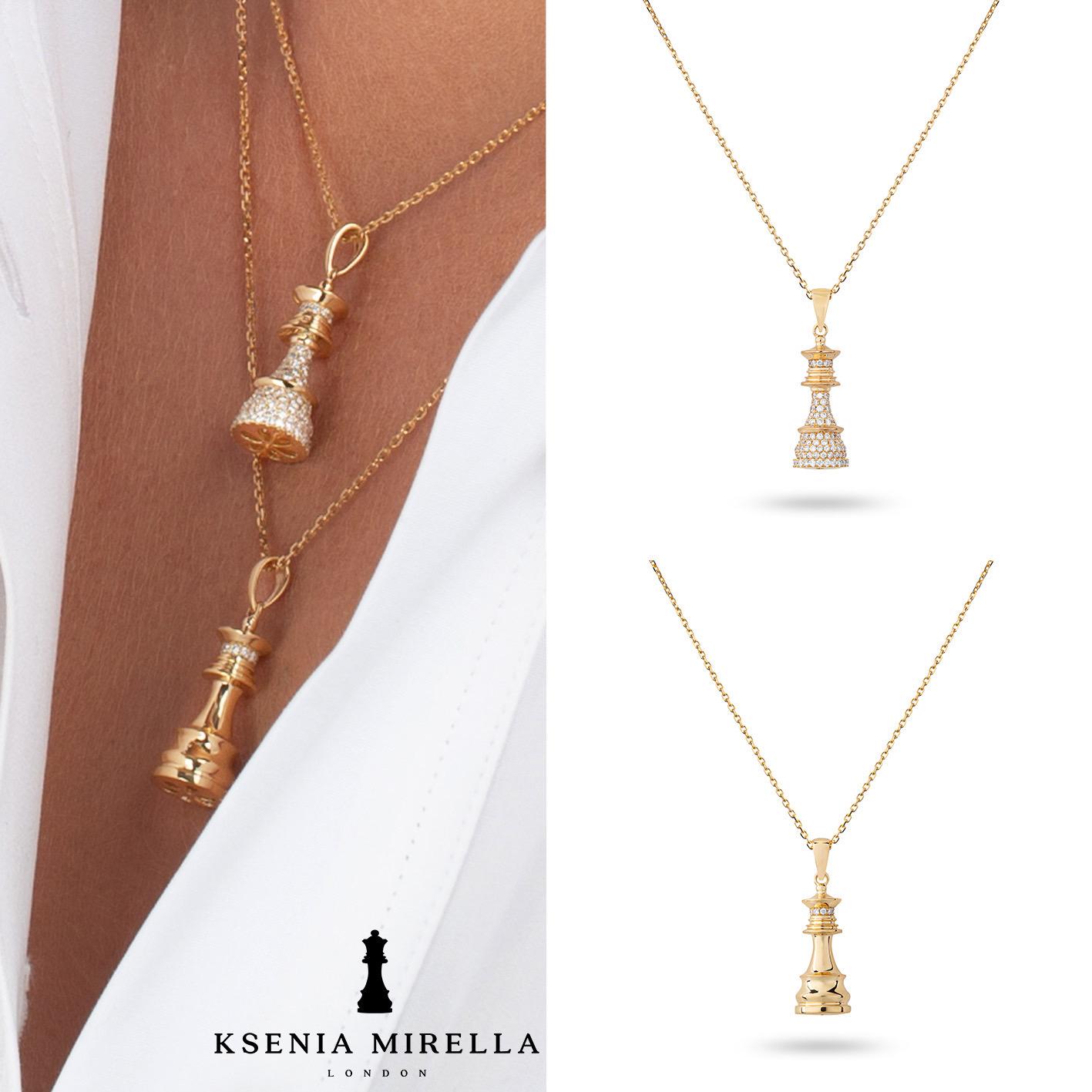 Collana Regina degli Scacchi in oro giallo e diamanti bianchi Pave in vendita 1