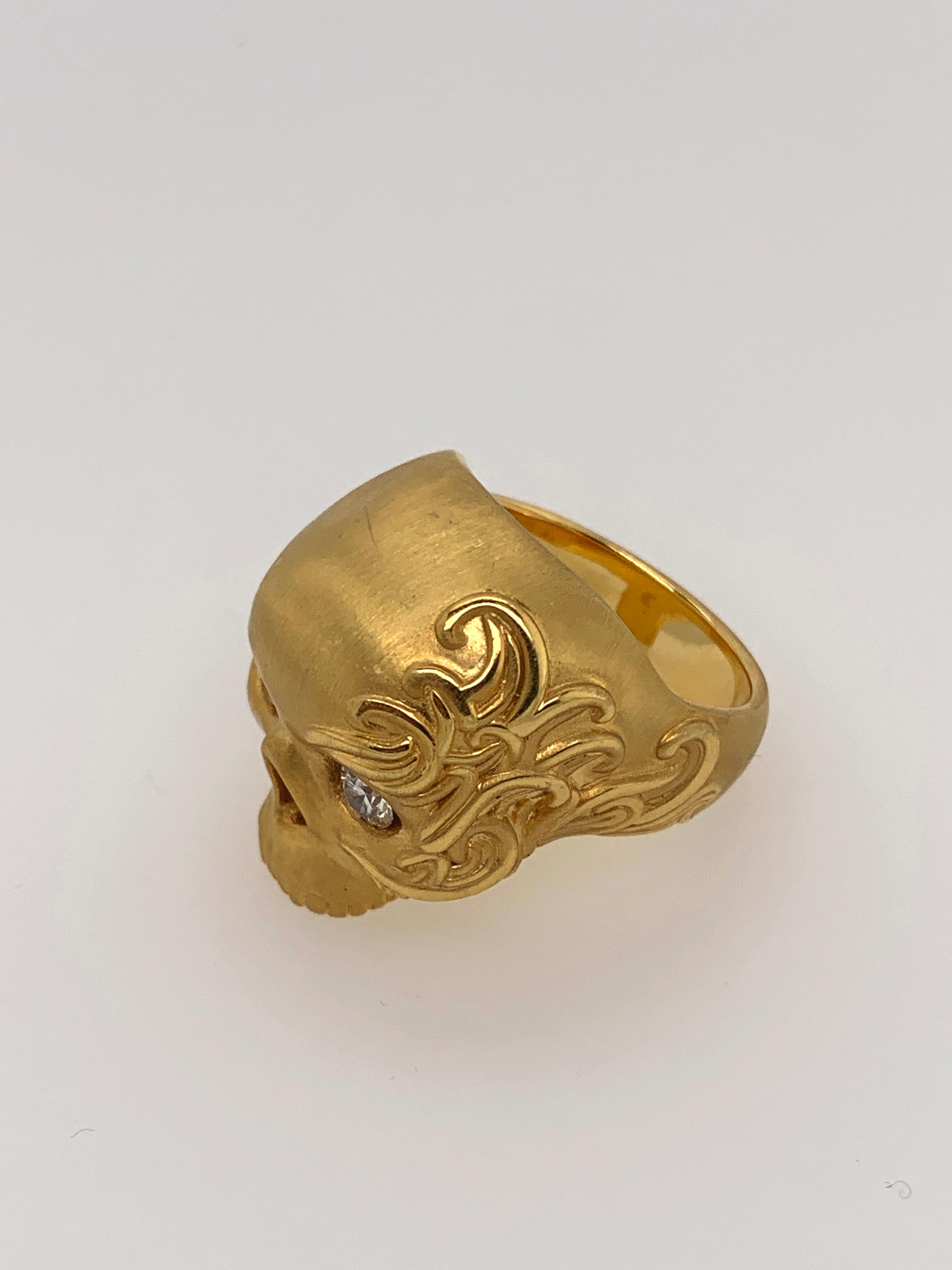 Yellow Gold White Diamond Skull Ring In New Condition For Sale In Beverly Hills, CA