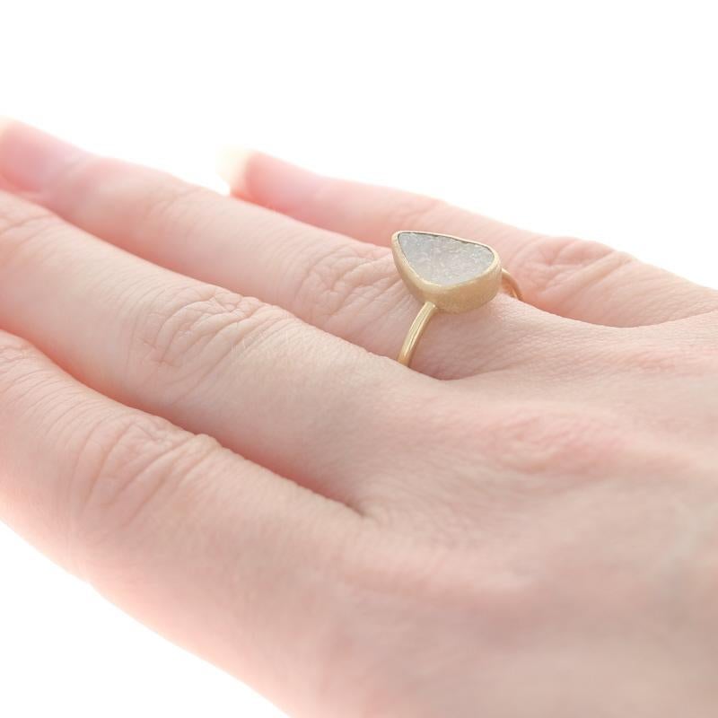 Anillo Solitario Druzy Blanco Oro Amarillo - 18k Pera Texturizado en Nuevo estado para la venta en Greensboro, NC