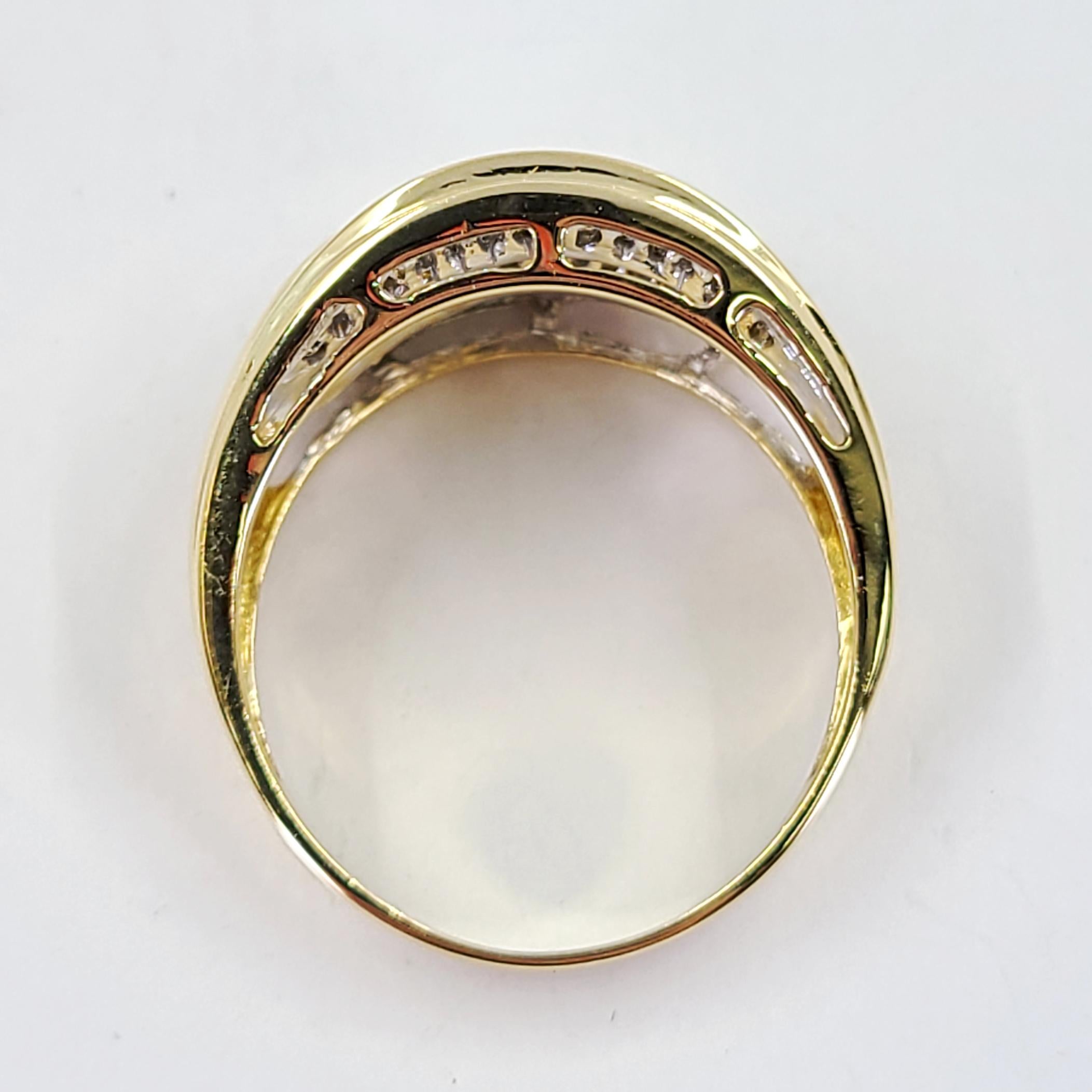 Yellow Gold Wide Baguette Diamond Ring In Good Condition For Sale In Coral Gables, FL