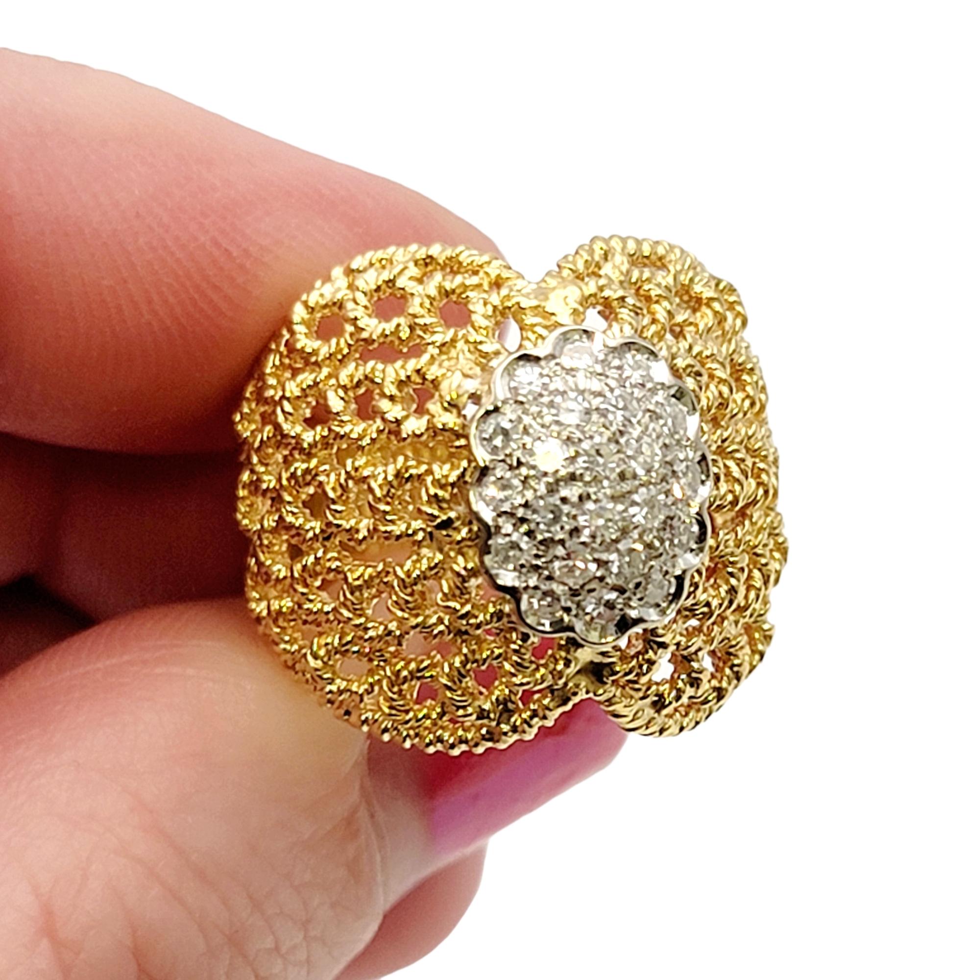 Women's Yellow Gold Wide Mesh Band Ring with Round Brilliant Diamond Cluster F / VVS For Sale