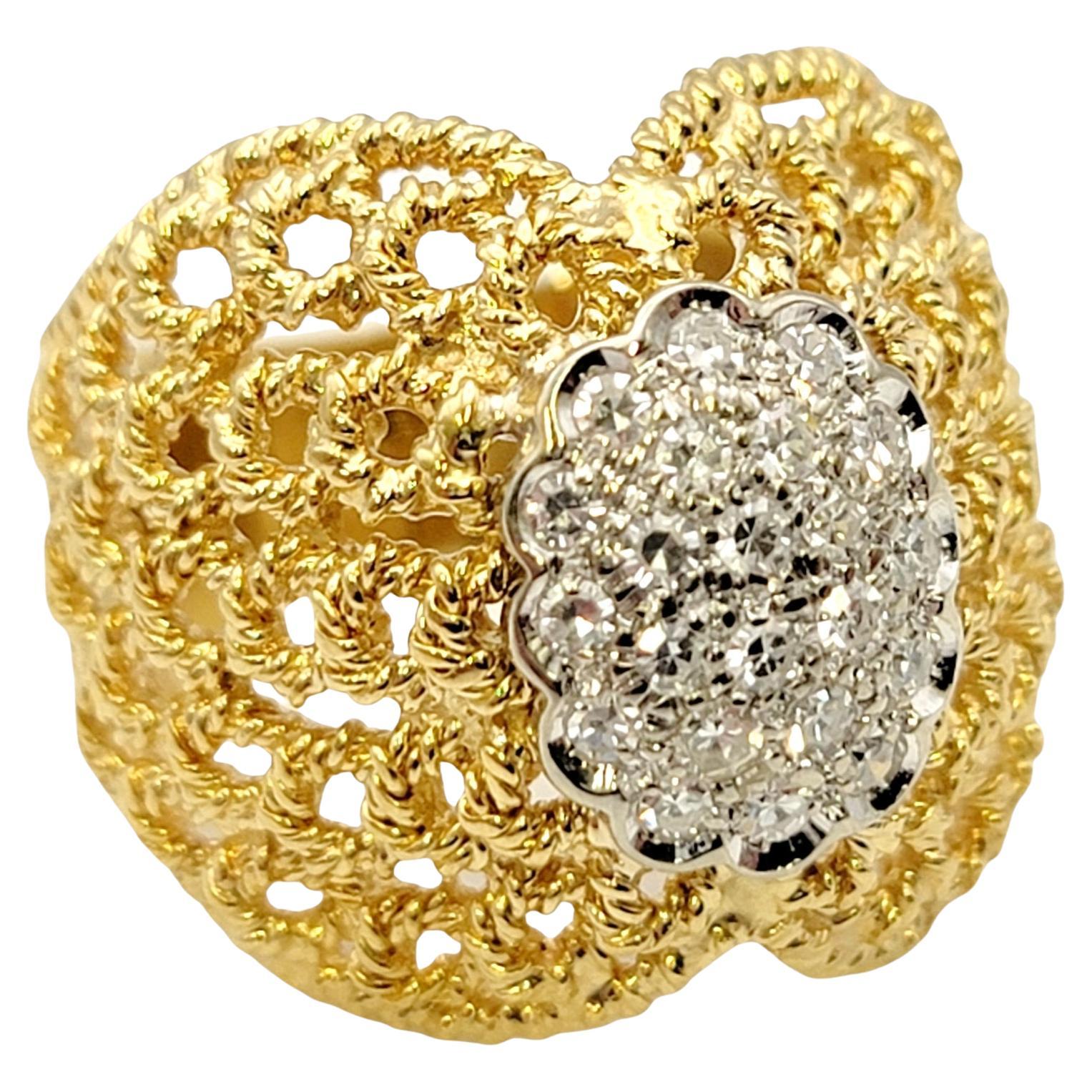 Yellow Gold Wide Mesh Band Ring with Round Brilliant Diamond Cluster F / VVS For Sale