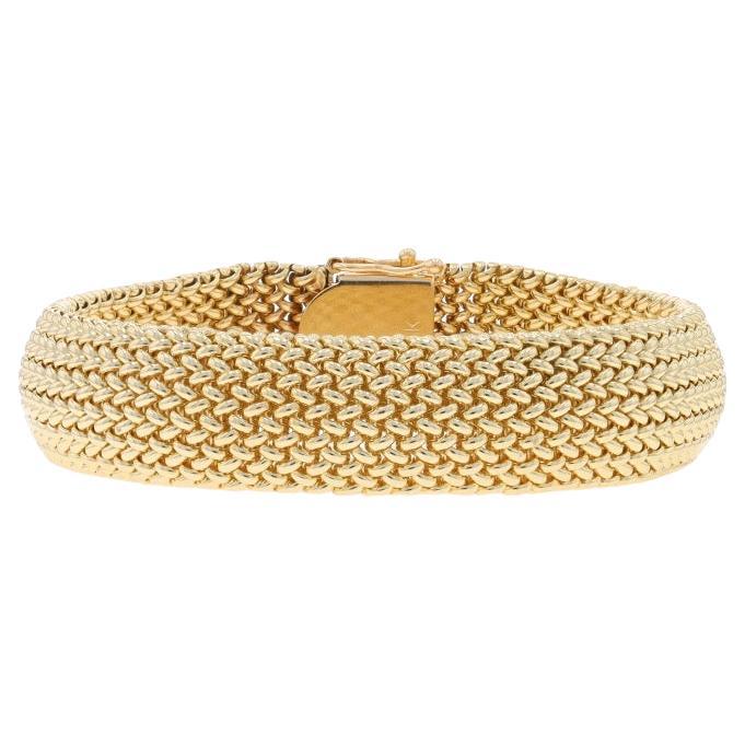 Yellow Gold Woven Mesh Chain Bracelet 7 1/2" - 14k For Sale