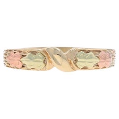 Yellow Gold X Black Hills Gold Band - 14k Leaves