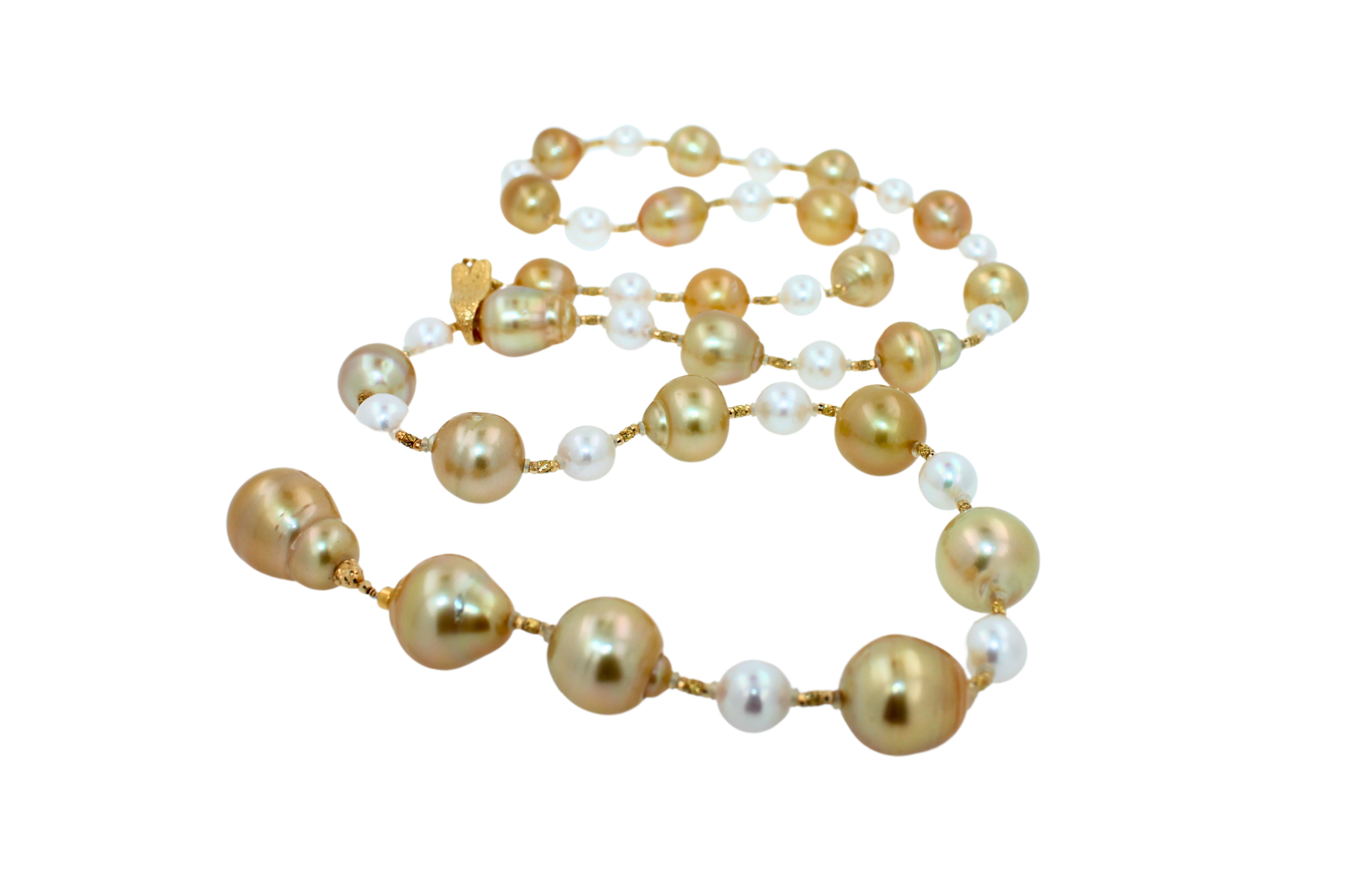 Women's Yellow Golden White South Sea Pearls 18K Gold Adjustable Lariat Clasp Necklace For Sale