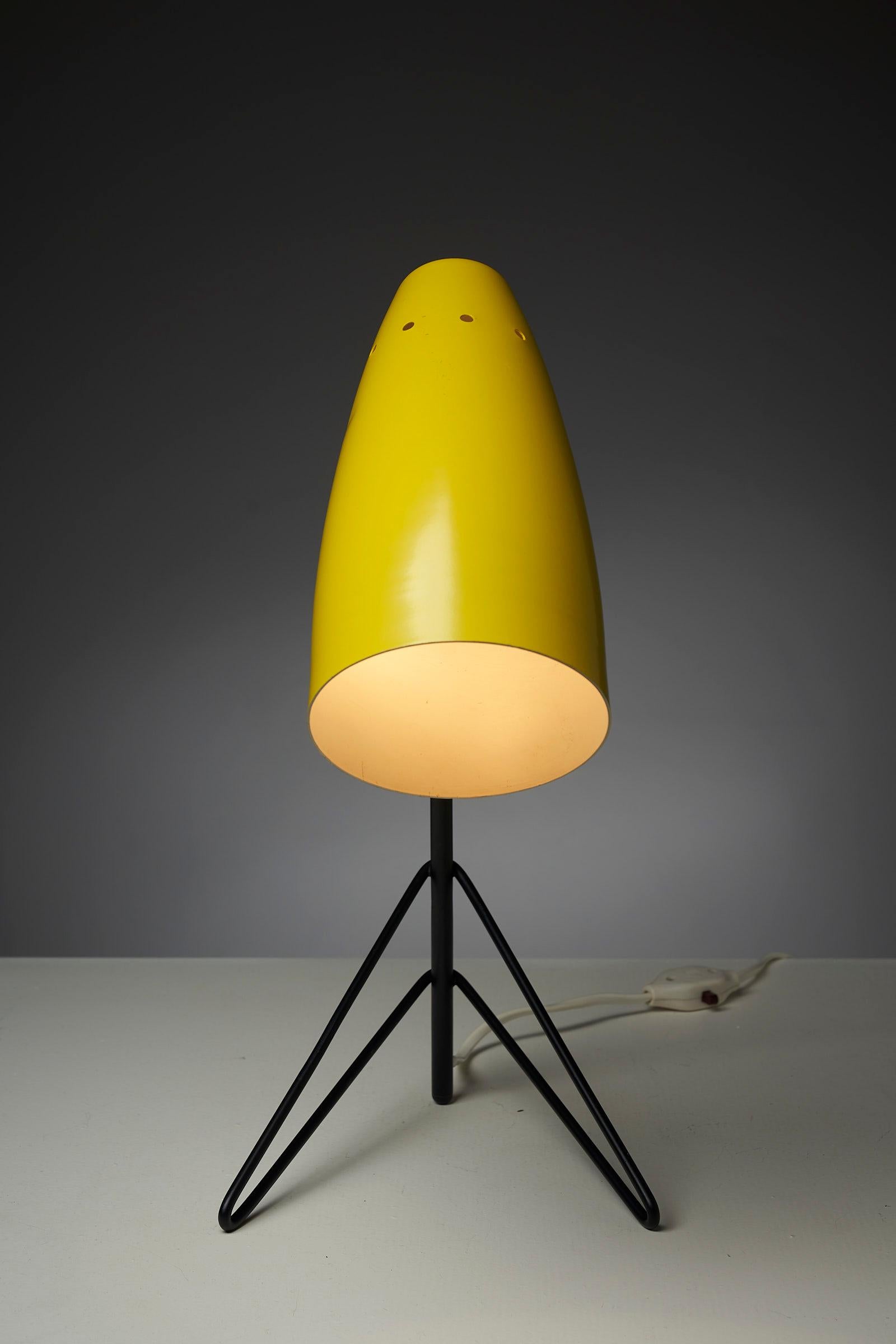 Yellow Grashopper Table Lamp Mid Century For Sale 2