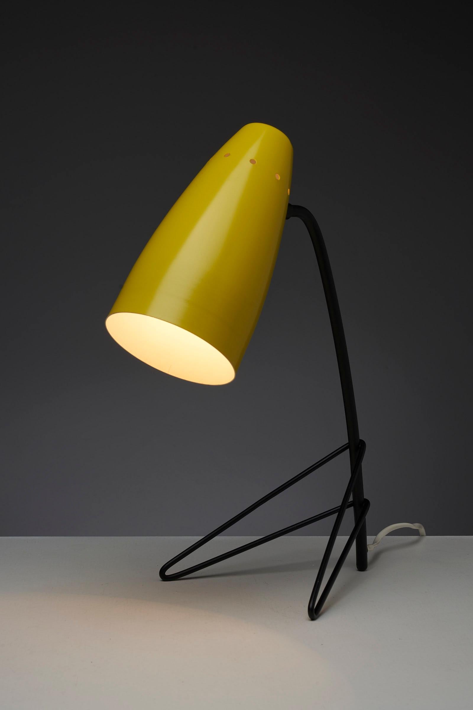 Hand-Crafted Yellow Grashopper Table Lamp Mid Century For Sale