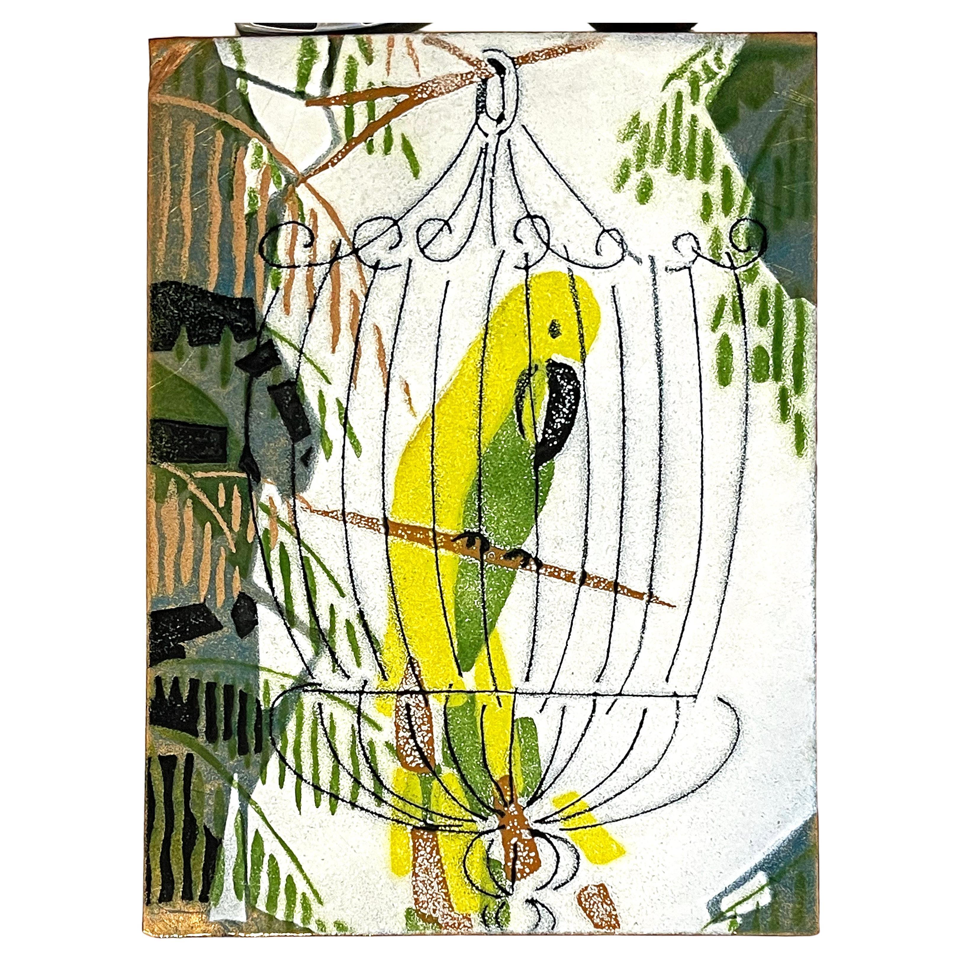 "Pappagallo giallo e verde in gabbia per uccelli", pannello di rame smaltato di metà secolo, anni '50