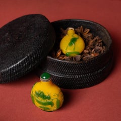 Yellow & Green Peking Glass Snuff Bottle, c. 1900