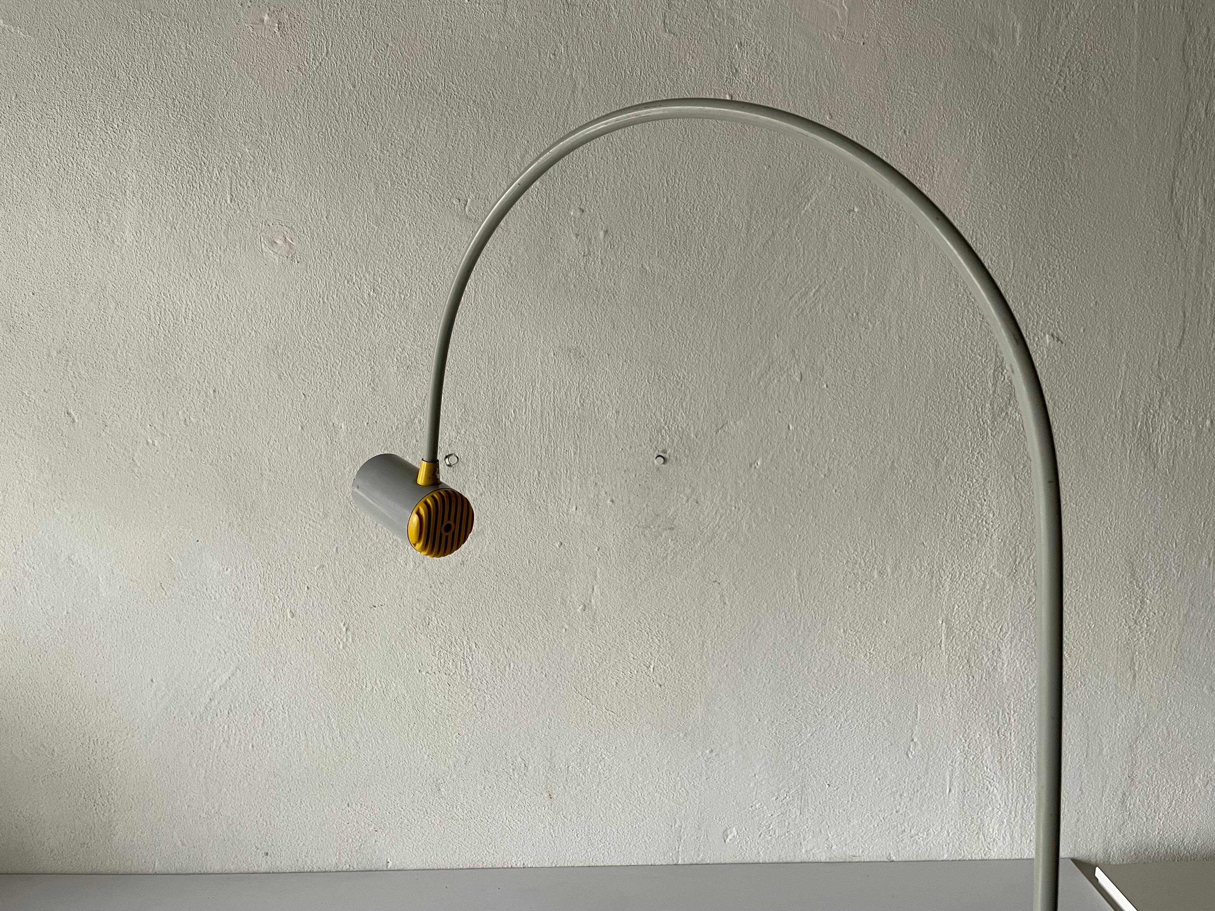 Yellow-Grey Arc Shaped Large Office Clamp Desk Lamp by Targetti, 1970s, Italy In Good Condition For Sale In Hagenbach, DE