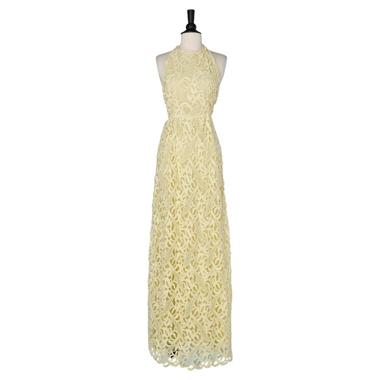 Yellow guipure lace evening dress Valentino ( without brand tag) For Sale  at 1stDibs | valentino vintage yellow silk floral evening gown with train