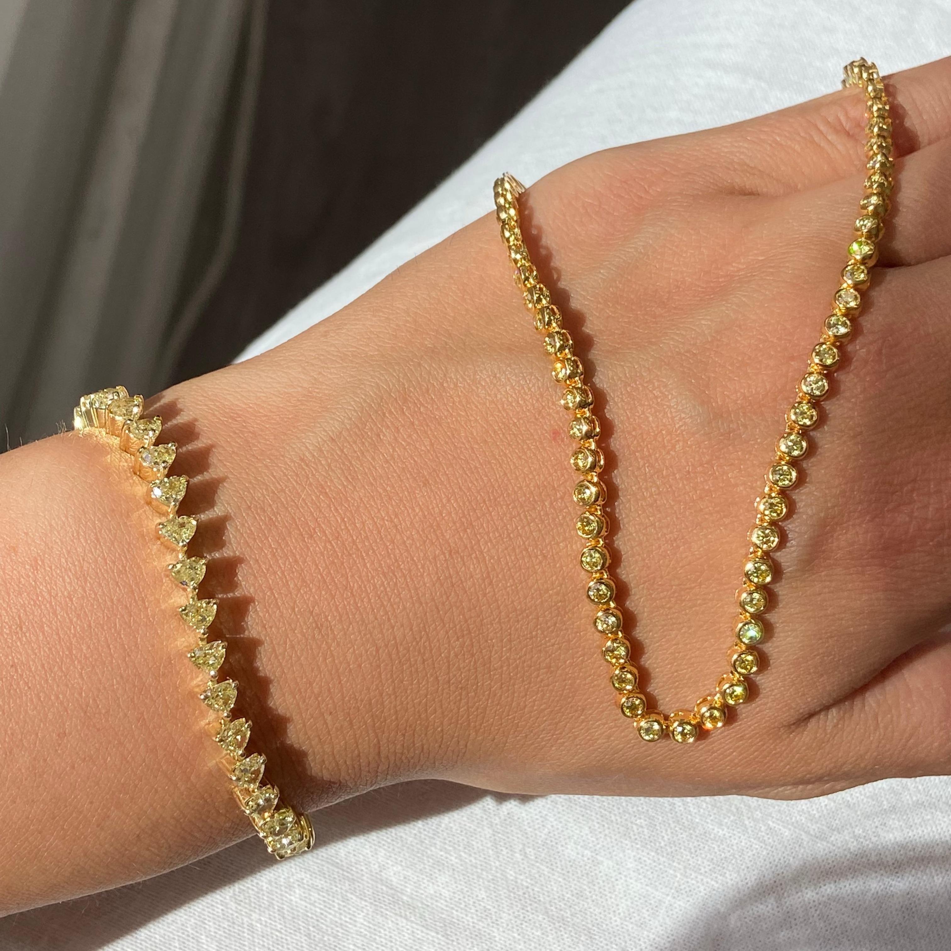 Cuore Bracciale tennis con diamanti a forma di cuore giallo in vendita