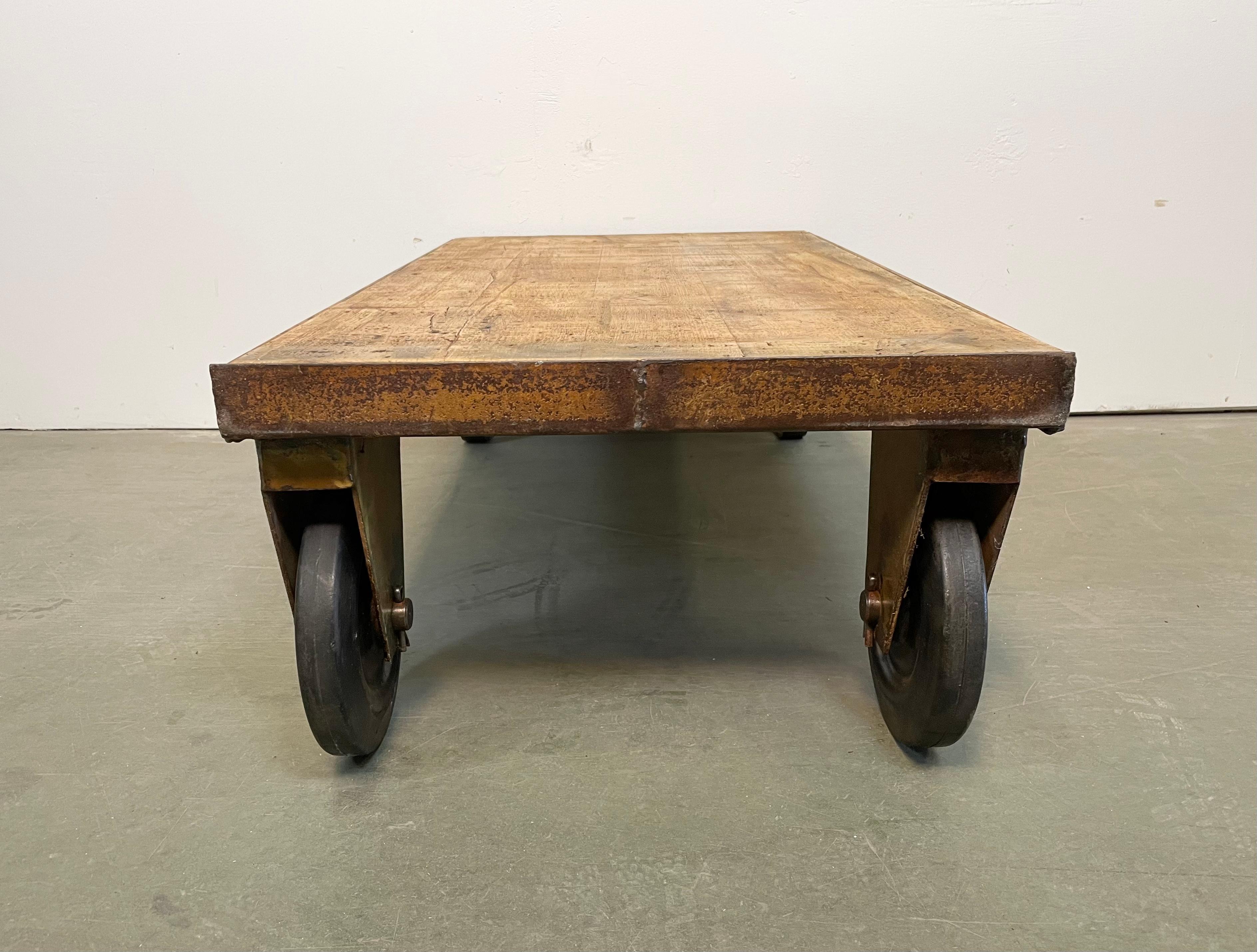 Yellow Industrial Coffee Table Cart, 1960s 5