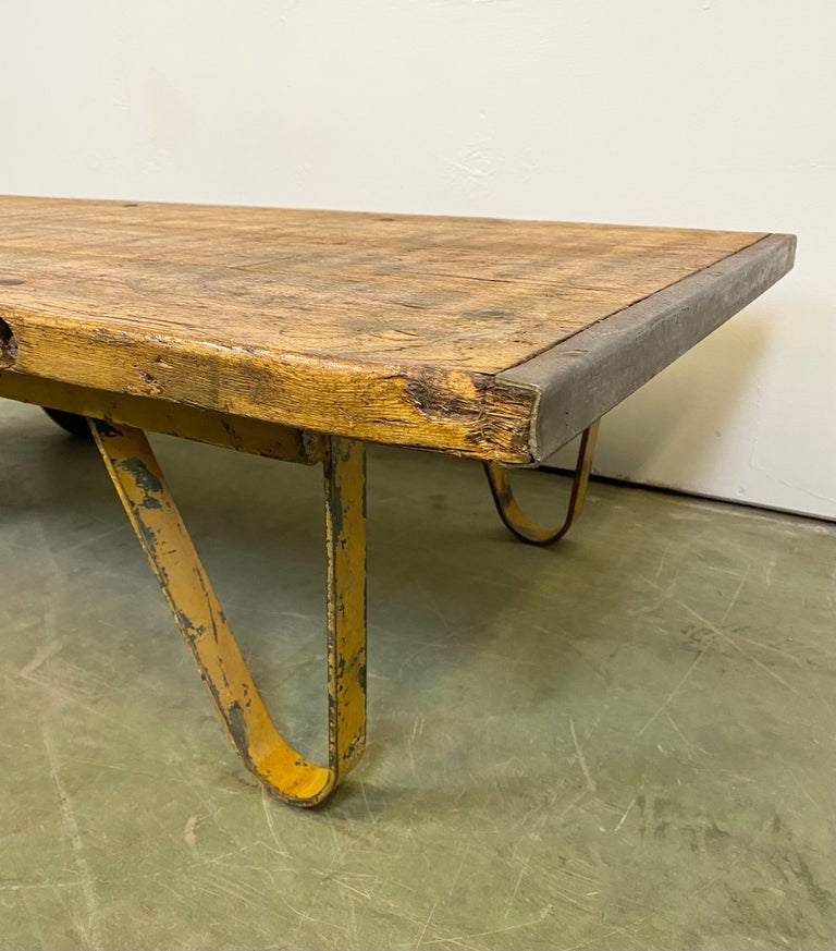 20th Century Yellow Industrial Coffee Table Cart, 1960s For Sale