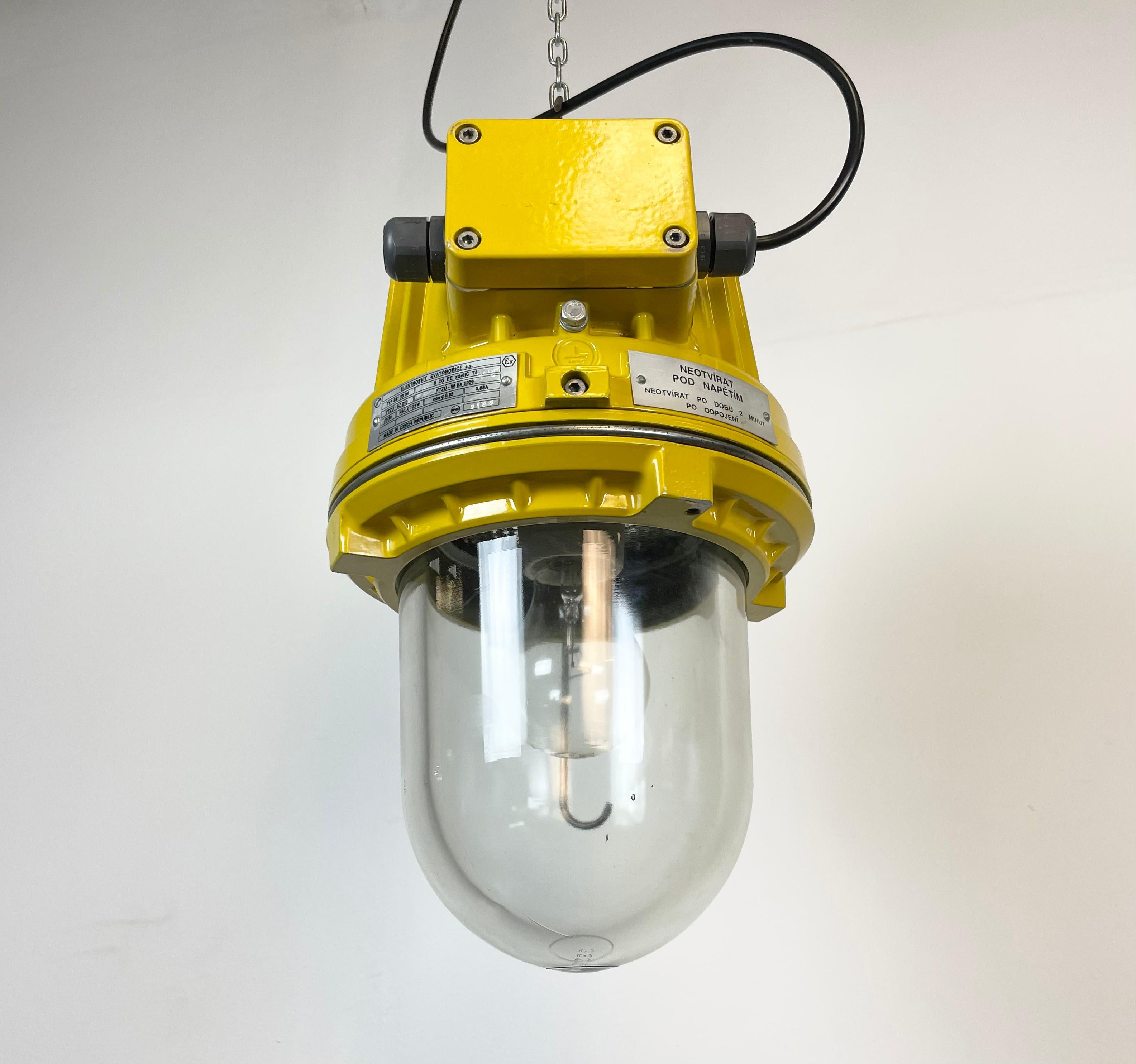Yellow Industrial Explosion Proof Lamp from Elektrosvit, 1990s 4