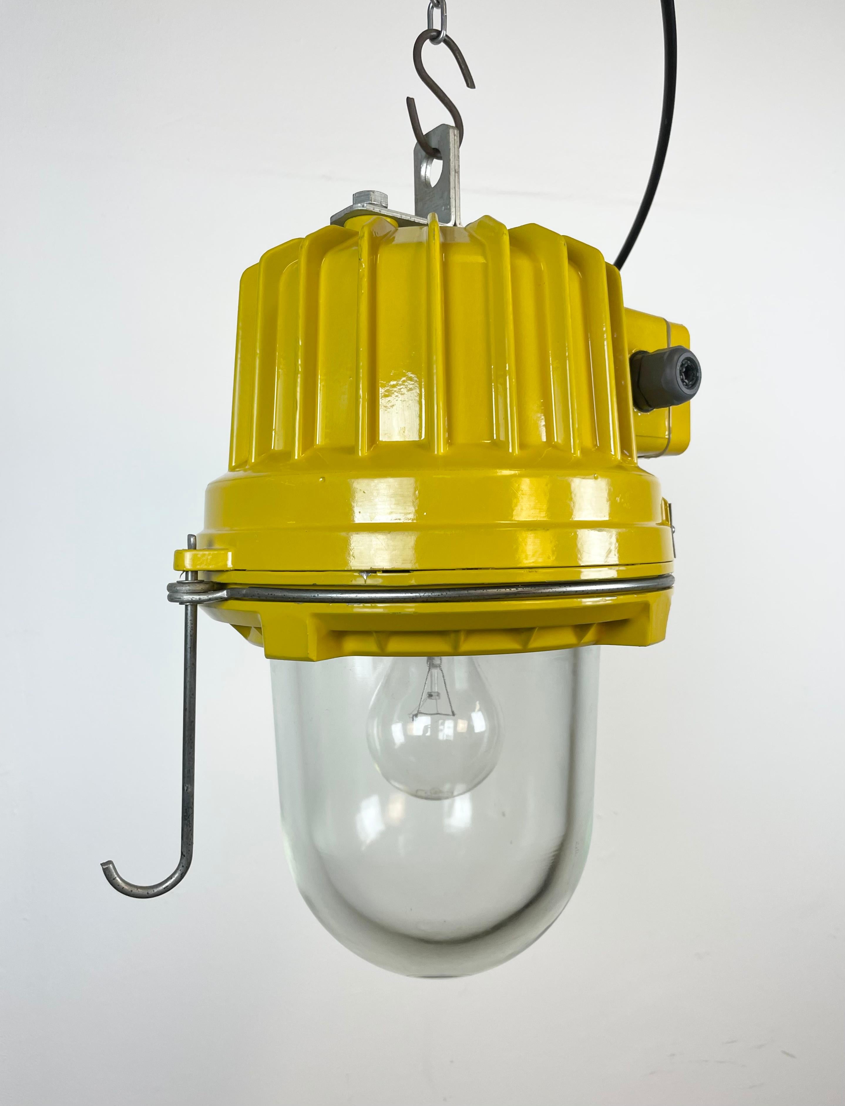 Yellow Industrial Explosion Proof Lamp from Elektrosvit, 1990s 7