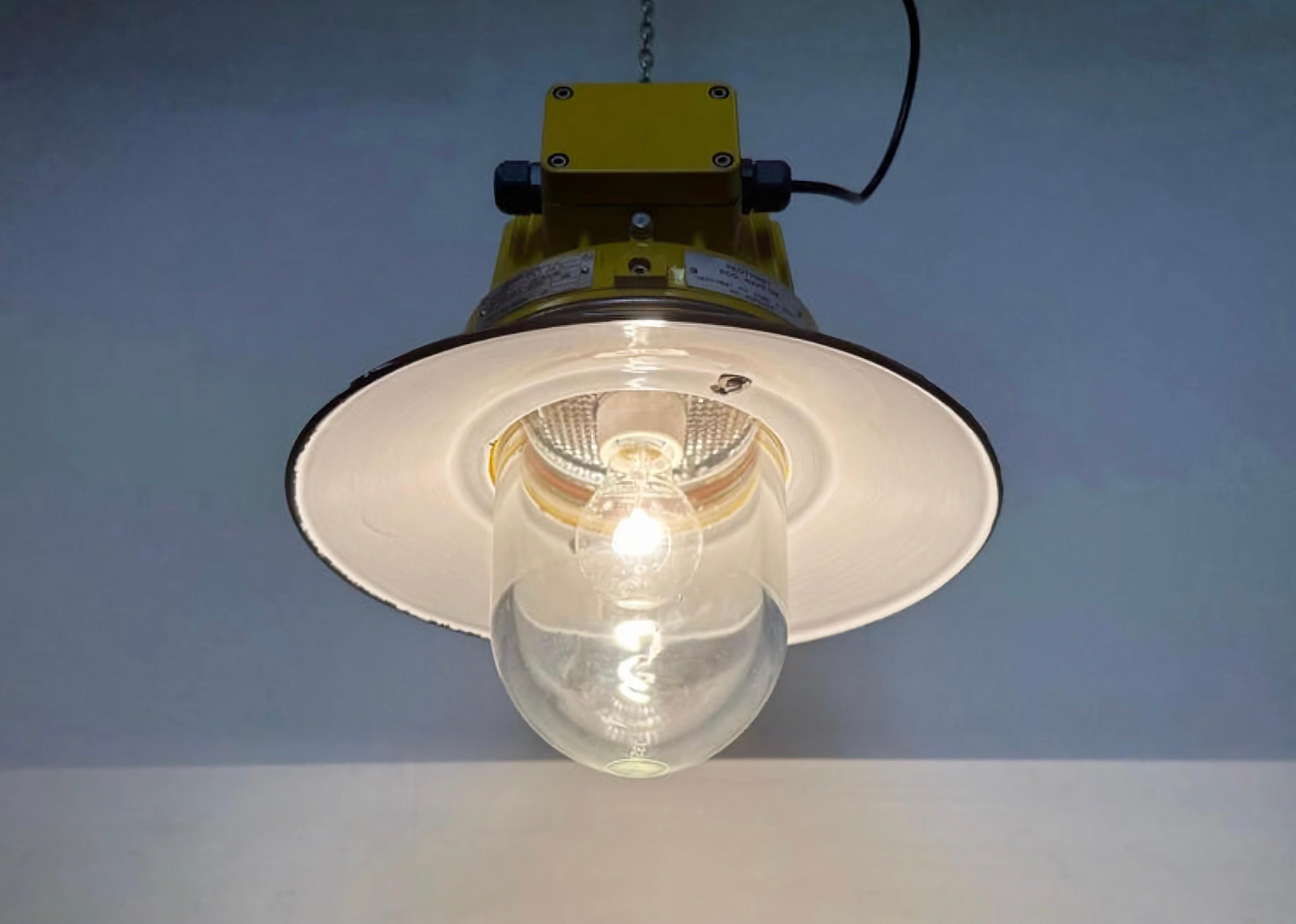 Yellow Industrial Explosion Proof Lamp with Grey Enameled Shade, 1990s For Sale 6
