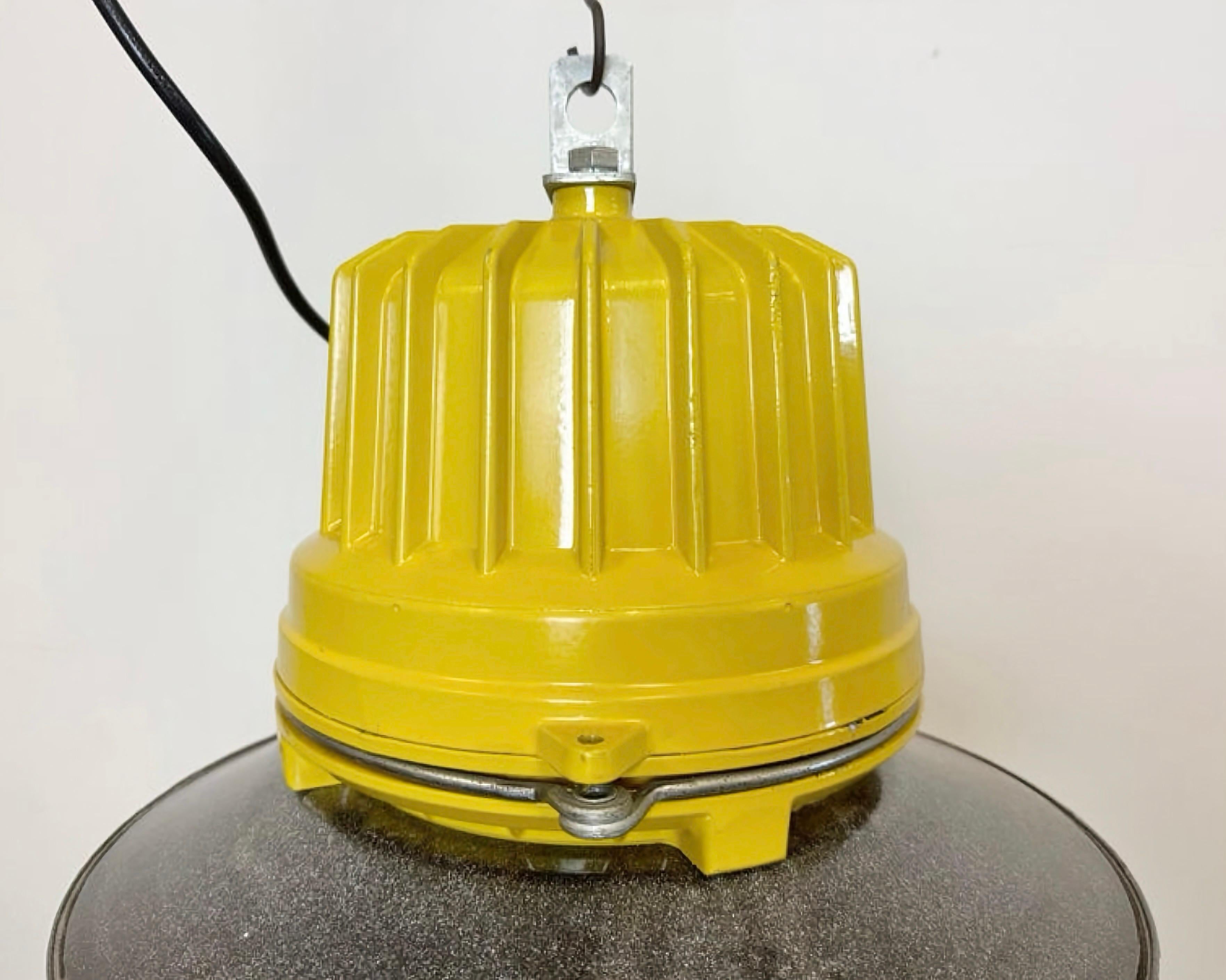 Yellow Industrial Explosion Proof Lamp with Grey Enameled Shade, 1990s For Sale 7