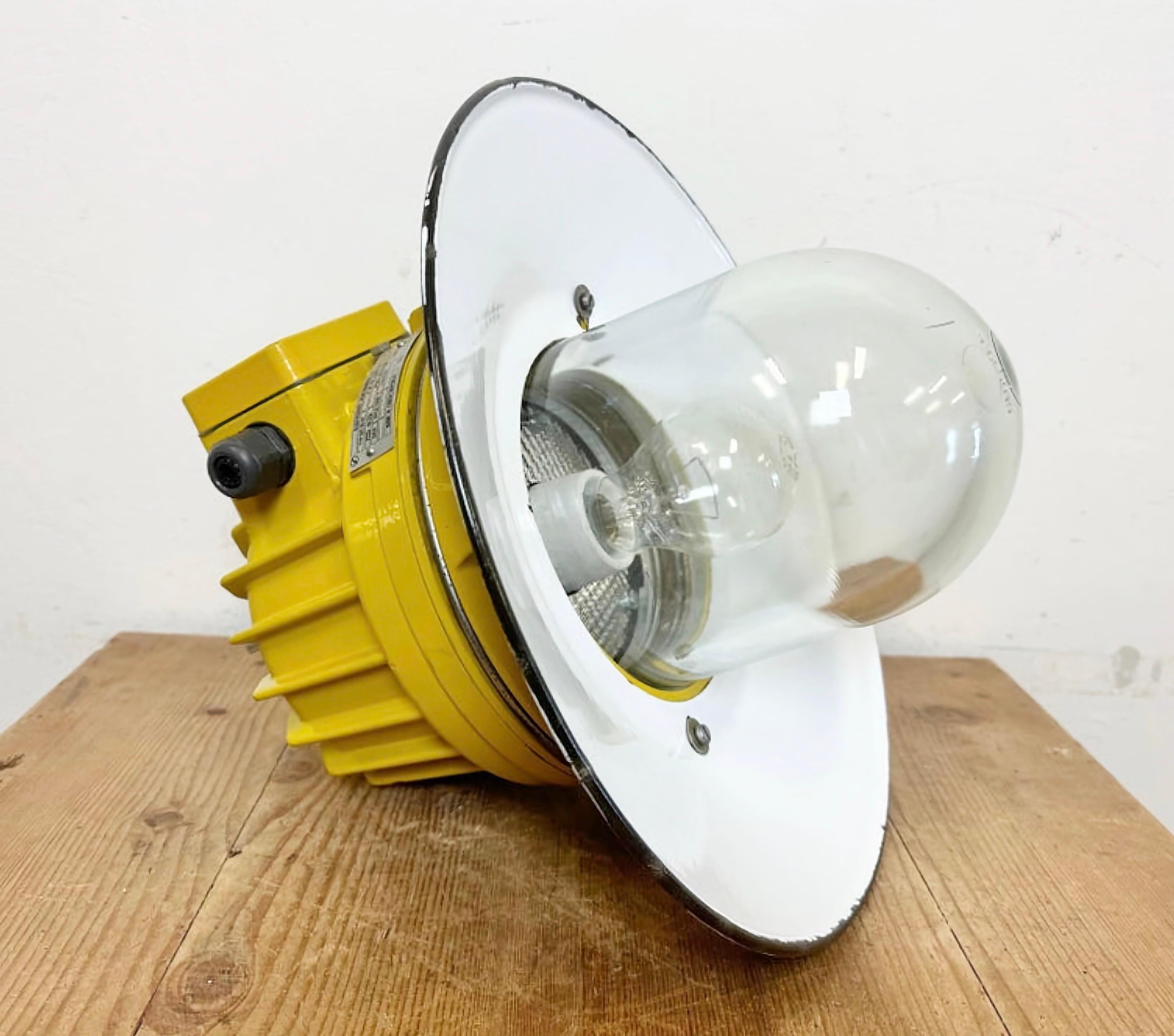 Yellow Industrial Explosion Proof Lamp with Grey Enameled Shade, 1990s For Sale 9